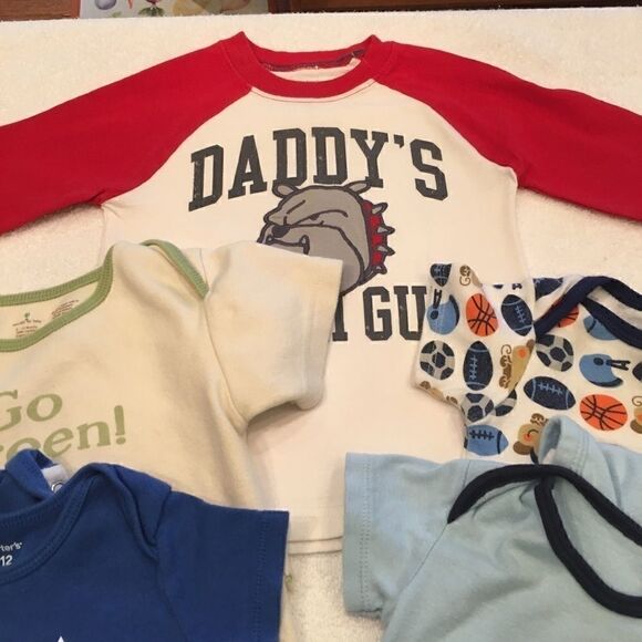 Six 12 month onesies red blue green good conditio - Picture 1 of 10